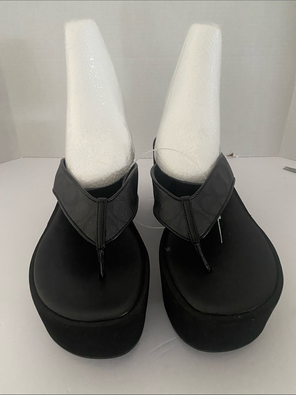 Coach Black Platform Thong Sandals Size 10